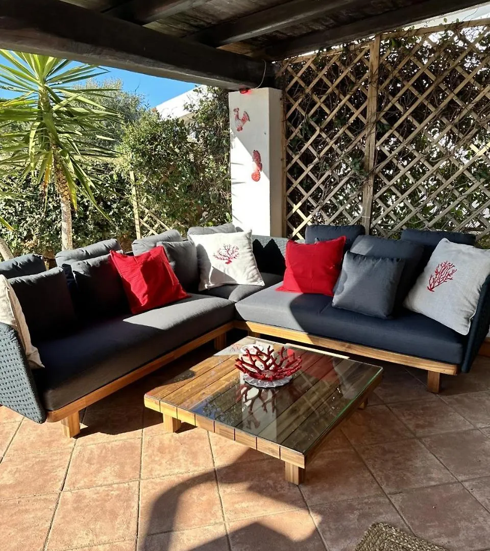 Wonderful Villa With Pool In Palau